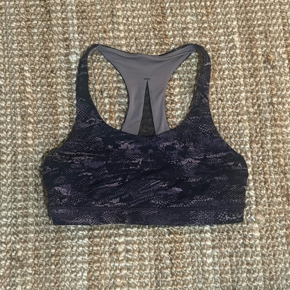 Lululemon Invigorate Bra